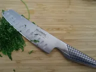Tabla y cuchillo exclusivos, y guantes
